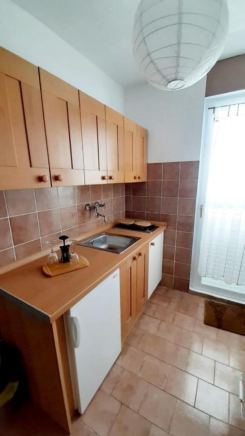 Apartman Ivan Vir Exteriör bild