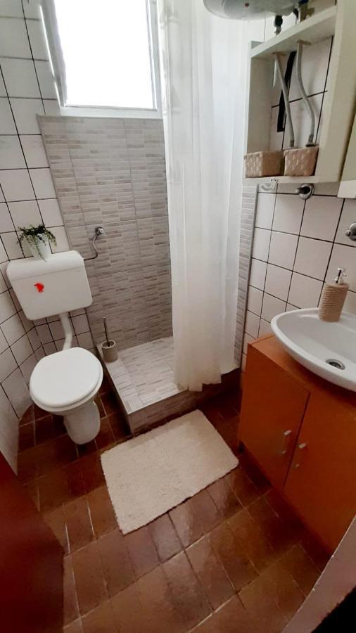 Apartman Ivan Vir Exteriör bild