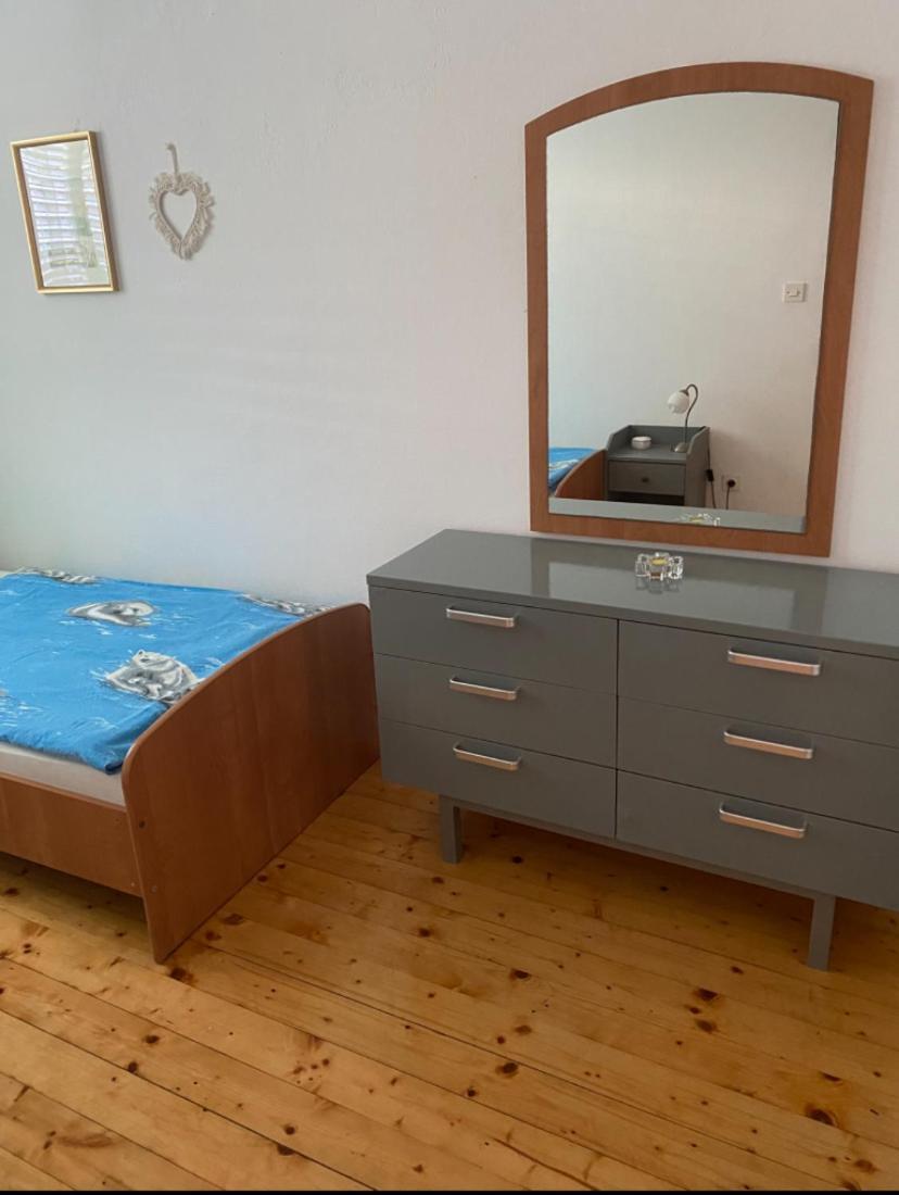 Apartman Ivan Vir Exteriör bild
