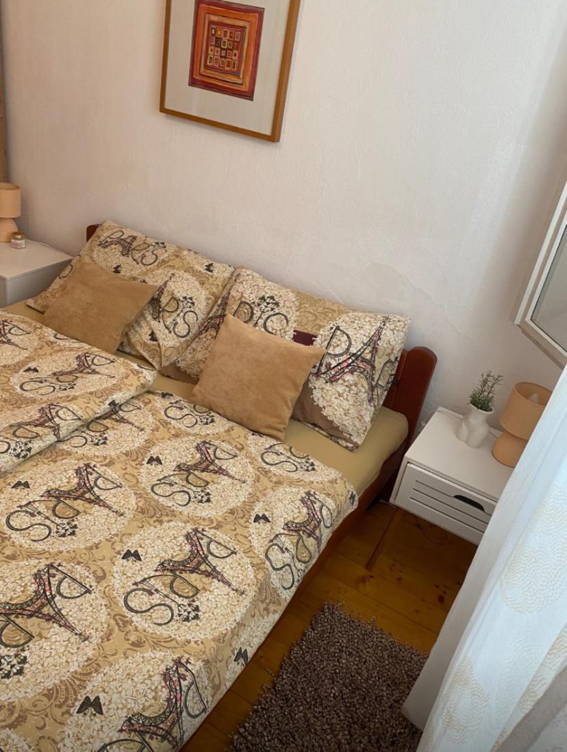 Apartman Ivan Vir Exteriör bild