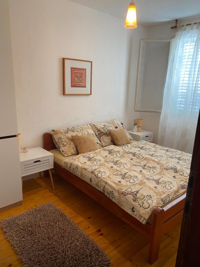 Apartman Ivan Vir Exteriör bild